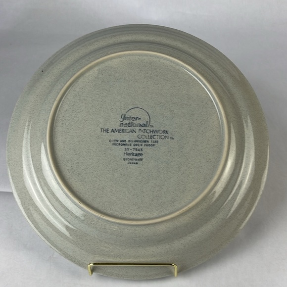 International “The American Patchwork” Stoneware Platter - Picture 4 of 9